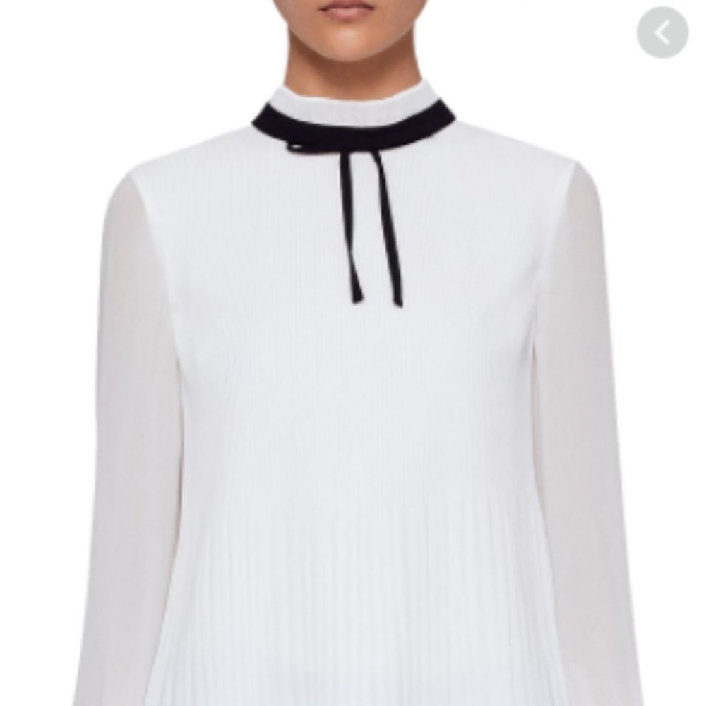 Ted Baker White Pleated High Mock Neck Blouse M